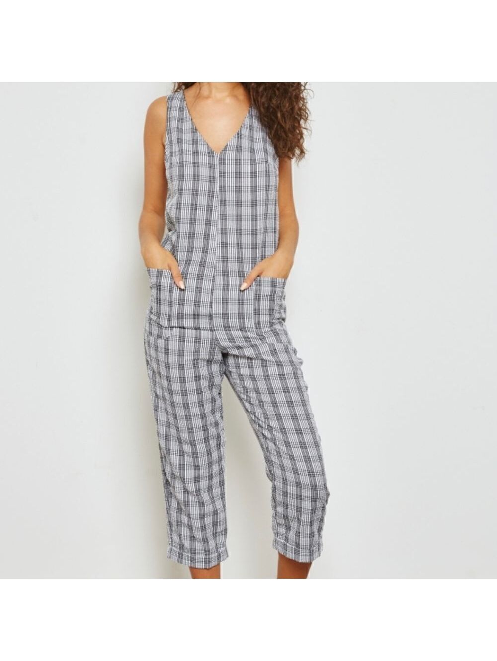 TopShop Women's Sleeveless V-Neck Plaid Jumpsuit with Pockets (6)